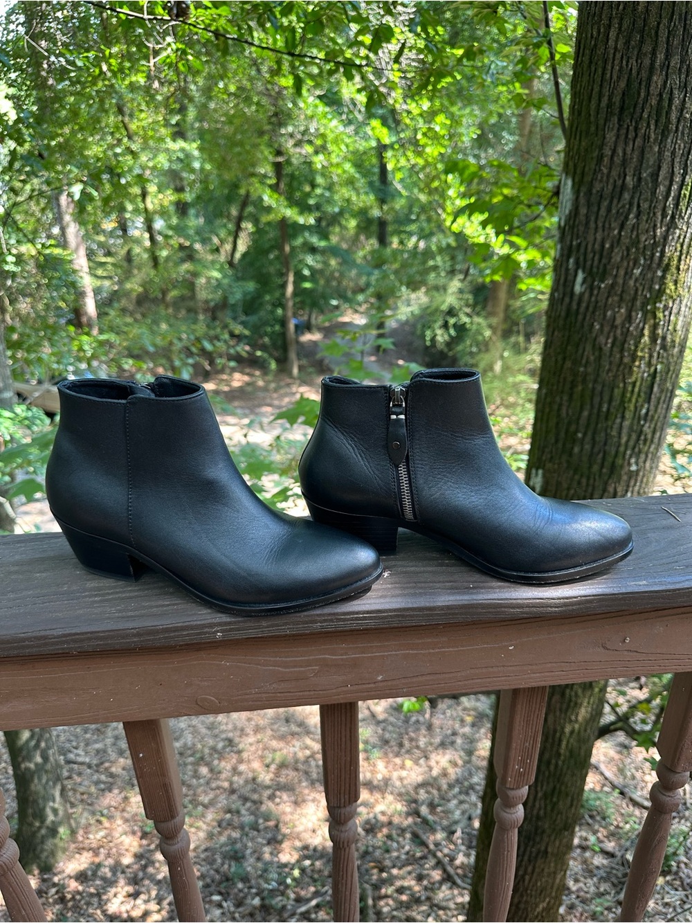 Thursday Downtown size 7 booties